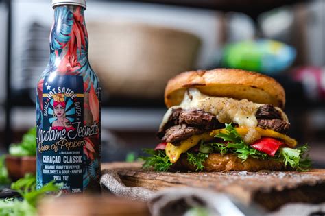 Madame Jeanette Hot Sauce Curaçao Classic BBQ Experience Center