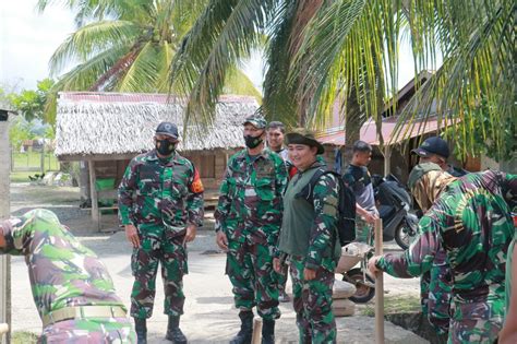 Dandim Bs Tinjau Langsung Pengerjaan Balai Pengajian Tmmd