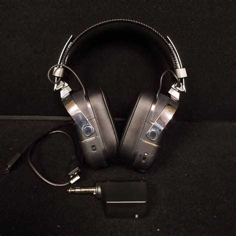 Used Boss Waza Air Headphones