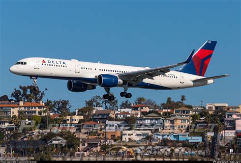 N Tw Delta Air Lines Boeing Q Wl Photo By Maximilian Kramer