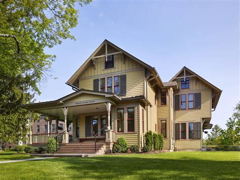 Wesley Alumni House, Pennington School - Voith and Mactavish Architects