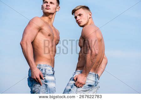 Sexy Torso Attractive Macho Bodybuilder Shape Men Muscular Chest Naked Torso Stand Sky