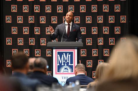 Moore plans to hold quarterly meetings with mayors at government house