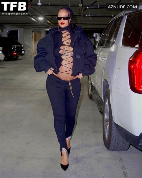 Rihanna Sexy Seen Braless Flaunting Her Hot Cleavage In Los Angeles AZNude