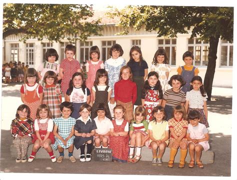 Photo de classe école de fille marcel pagnol de 1975 ECOLE MARCEL