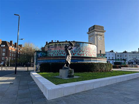 Stockwell Memorial Gardens - Film Lambeth