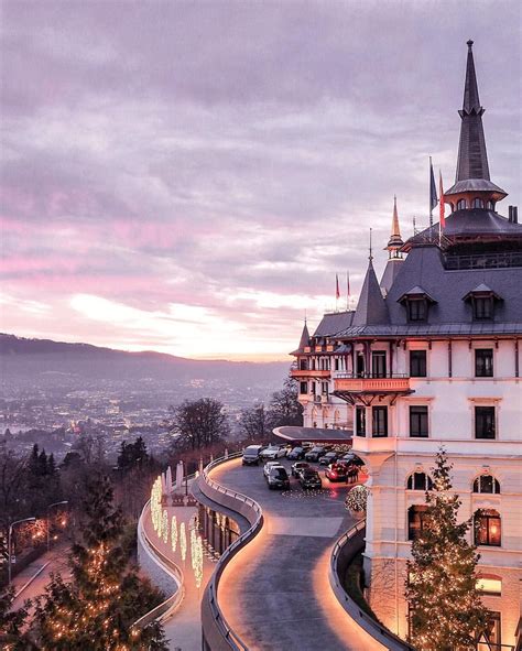 A fairytale castle, right here in Zürich. With view onto the lake, from ...