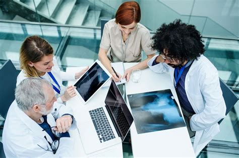 Spotting early signs of lung cancer