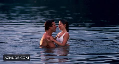 JENNIFER GREY Nude AZNude