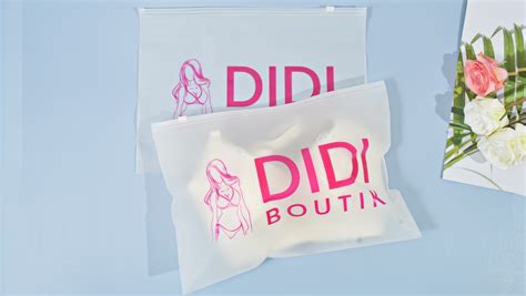 Custom Biodegradable Pvc Frosted Clothes Bikini Packaging Bag With Logo Wholesale Swimwear