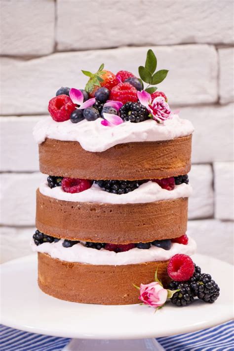 Mini Naked Cake De Coco Creme De Framboesa Bolo Pelado Danielle Noce