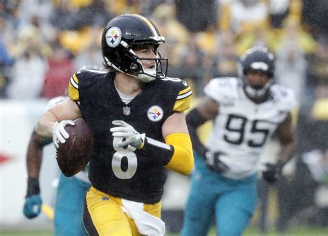 Is Kenny Pickett Playing Tonight Latest News Surrounding The Steelers Qb