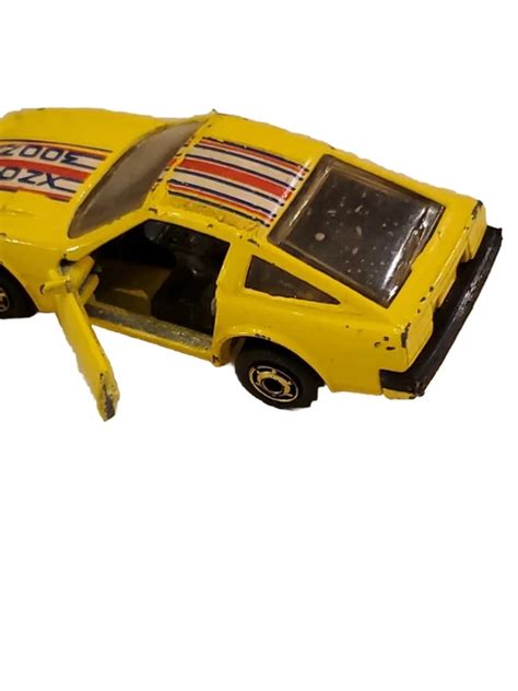 1984 HOT WHEELS Nissan Datsun 300zx Voiture De Sport 1 64 Malaisie Jaune EUR 14 28 PicClick FR