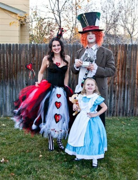 13 Best Disney Family Costumes For 3 - That Disney Fam