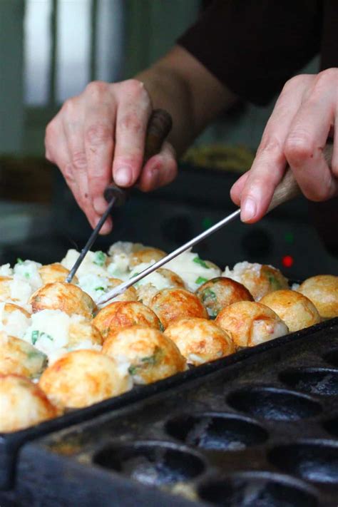 31 Best Japanese Street Food You May Like To Try