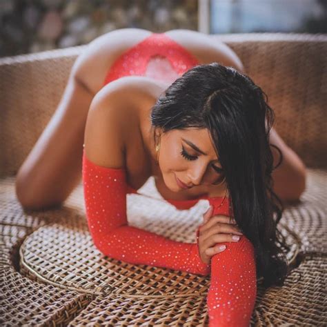 Milf Got Fucked In The Pool Lina Henao Amateur Porn Feat Linahenao Xhamster