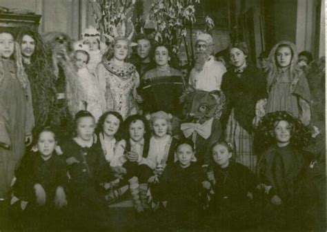 Фото "Новогодний маскарад", 1963 год, г. Череповец - История России в ...