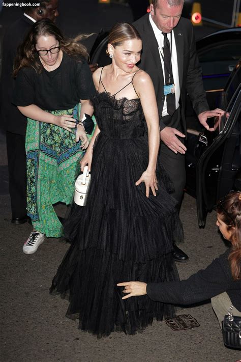 Emilia Clarke Nude The Fappening Photo FappeningBook