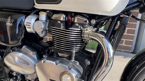 2019 Triumph Bonneville T120 Quick Walk Around And Engine Sound Youtube