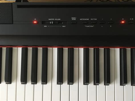 Test: Yamaha P-121, Stagepiano - AMAZONA.de