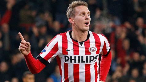 Luuk de Jong: Dé nummer 9 van PSV - YouTube