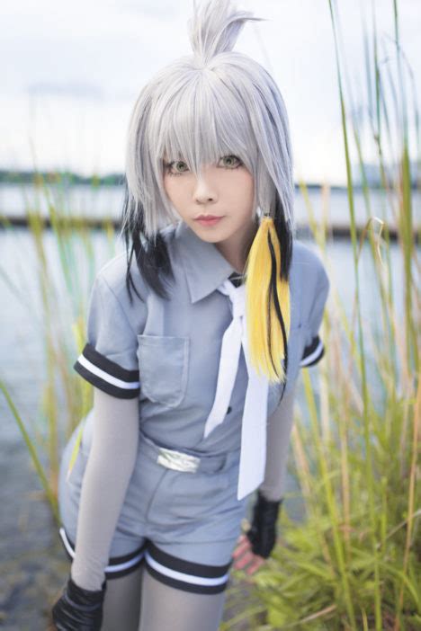 Shoebill Cosplay By Nekoneko Jx Quite The Specimen Sankaku Complex