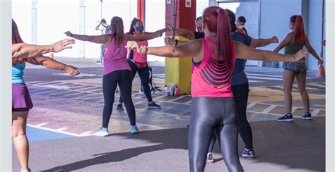 Aulas Gratuitas De Zumba E Boi Bumb Agitam Unidades Do Nova Era