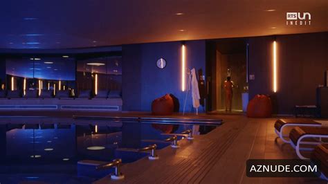 JULIE MEUNIER Nude AZNude