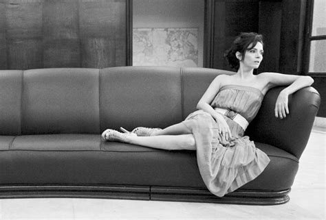 Aos anos Cláudia Ohana comemora rótulo de sex symbol Acho ótimo Cidadeverde