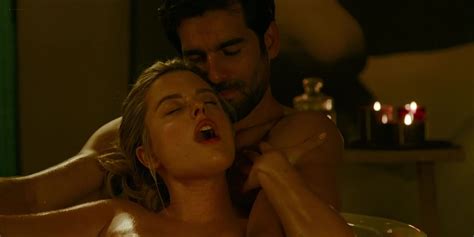 Nude video celebs Adriana Torrebejano sexy A qué estás esperando s01e06 08 2024