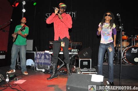 biography easy star  stars