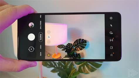 samsung galaxy  quick review unique   stand  nextrift