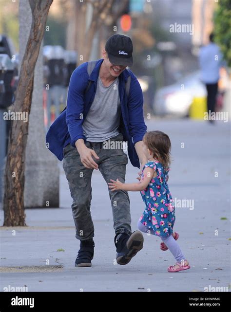 Hayden Christensen takes his daughter Briar Rose to Five Guys after