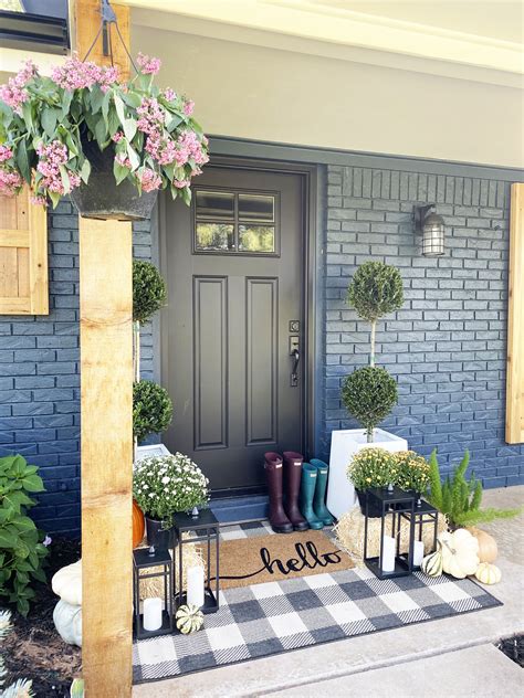 Ideas To Decorate Front Porch Decoomo