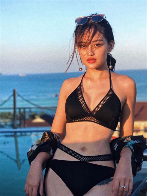 Ng Ng Ng Lo T Nh Bikini Sexy C A M Nh N Ng C Nh N Ng Tu I