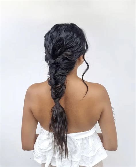 Unlock The Secrets Enchanting Long Hairstyles For Latina Queens