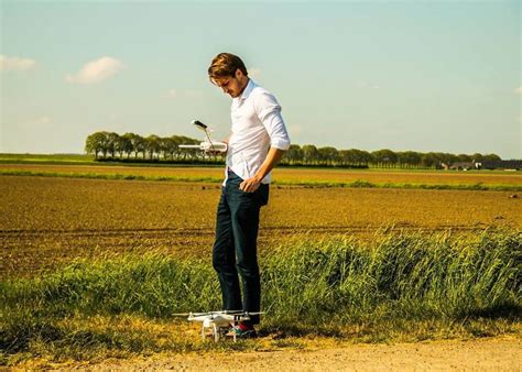 I Heard You Guys Like Hot Teachers So I Present To You My Math Teacher Bored Panda