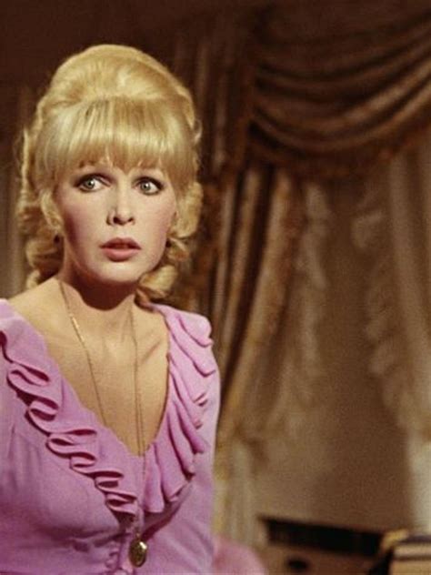 Stella stevens – Artofit