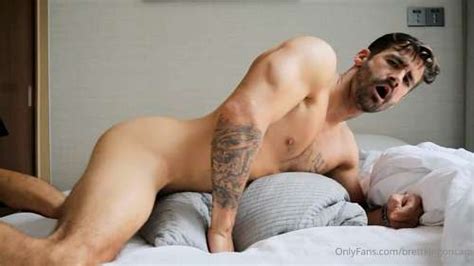 Brett King Pillow Humping Gay Porn Videos Just The Gays