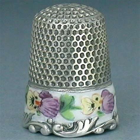 Наперстки | Thimbles, Vintage sewing machines, Sewing items