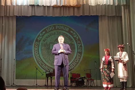 Підвищення зарплат, компенсація за винайм житла, лізинг - Аваков на ...