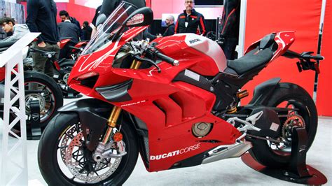 5 Of The Most Popular 1000cc Motorcycles In 2024 And How Fast They Can Go