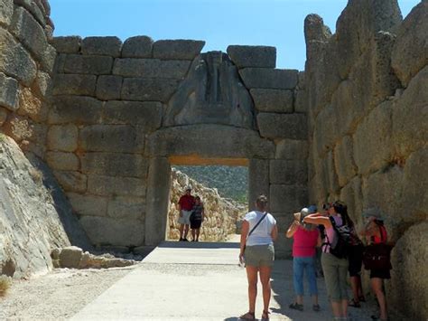 Archaeology holiday in Greece | Responsible Travel