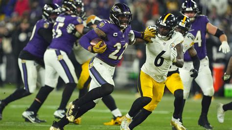 derrick henry talks  minkah fitzpatrick stiff arm  steelers