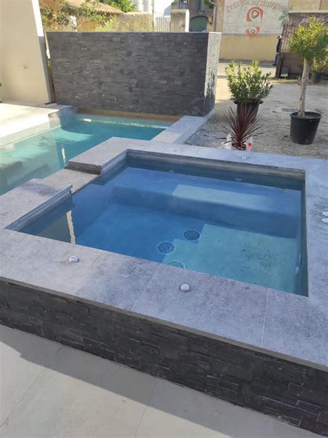 Piscine avec jacuzzi Piscine béton double bassin Piscines HDP