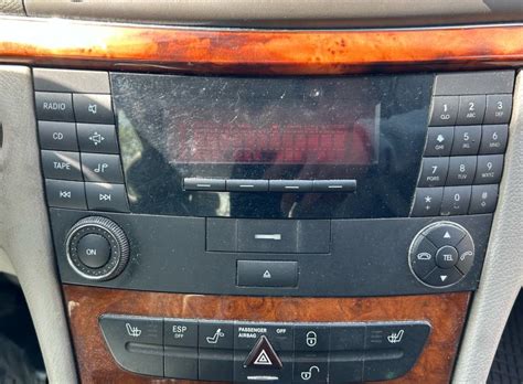Mercedes w211 radio