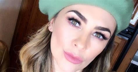 Aracely Ar Mbula Y Las Curvas Que Luc A En Bikini En So Adoras Hace A Os