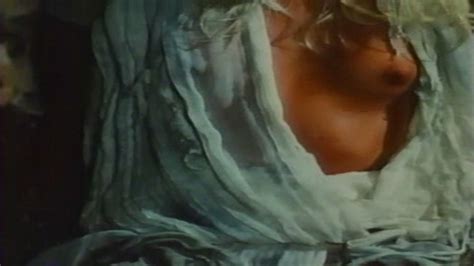 Naked Sabrina Siani In Anno I Gladiatori Del Futuro