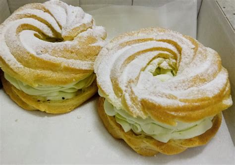 VĚNEČEK S PISTACIOVÝM KRÉMEM (10 ks) – Dorty z Ředic