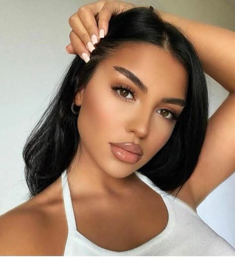 Pin By Cindy Mosjua On Clothes Latina Makeup Looks Makeup Looks Pretty Makeup